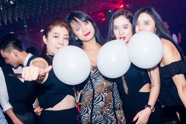 Coi chừng "bóng cười" thành "bóng khóc"