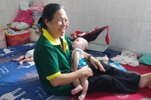 Bố trí 20 cán bộ chăm sóc các trẻ bị bạo hành tại Mái ấm Hoa Hồng