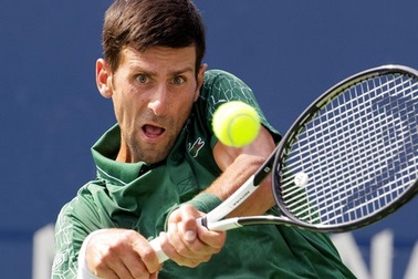 Rogers Cup: Djokovic thua "tâm phục khẩu phục" trước đàn em 19 tuổi