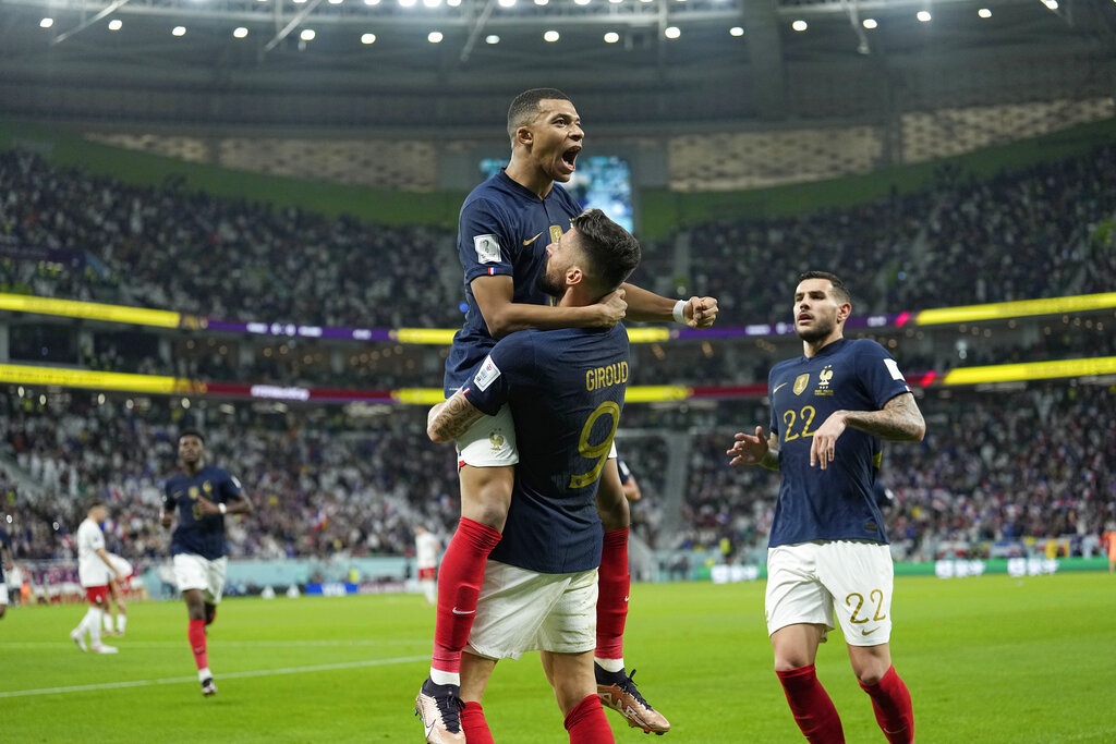 Giroud - Mbappe: Đại binh tiểu tướng, song sát trời sinh - 3