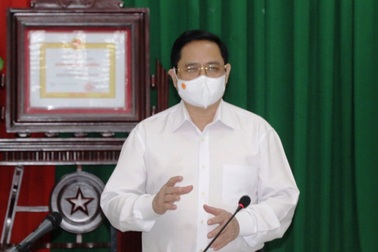 Thủ tướng: Sẵn sàng tinh thần chống dịch như chống giặc