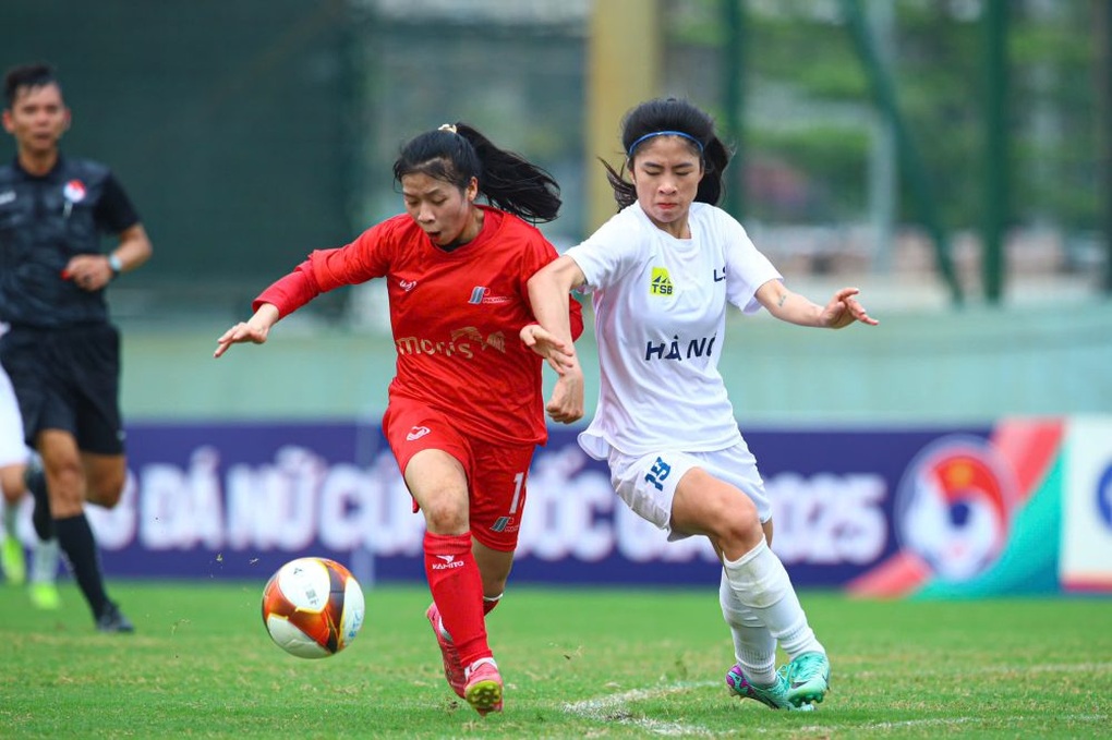 Thùy Trang tỏa sáng cùng CLB nữ TPHCM ở giải bóng đá nữ Cúp Quốc gia 2025 - 1 Thùy Trang tỏa sáng cùng CLB nữ TPHCM ở giải bóng đá nữ Cúp Quốc gia 2025 - 1