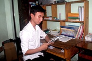 Nam sinh giành 9,75 điểm Văn muốn trở thành thầy giáo dạy tiếng Anh