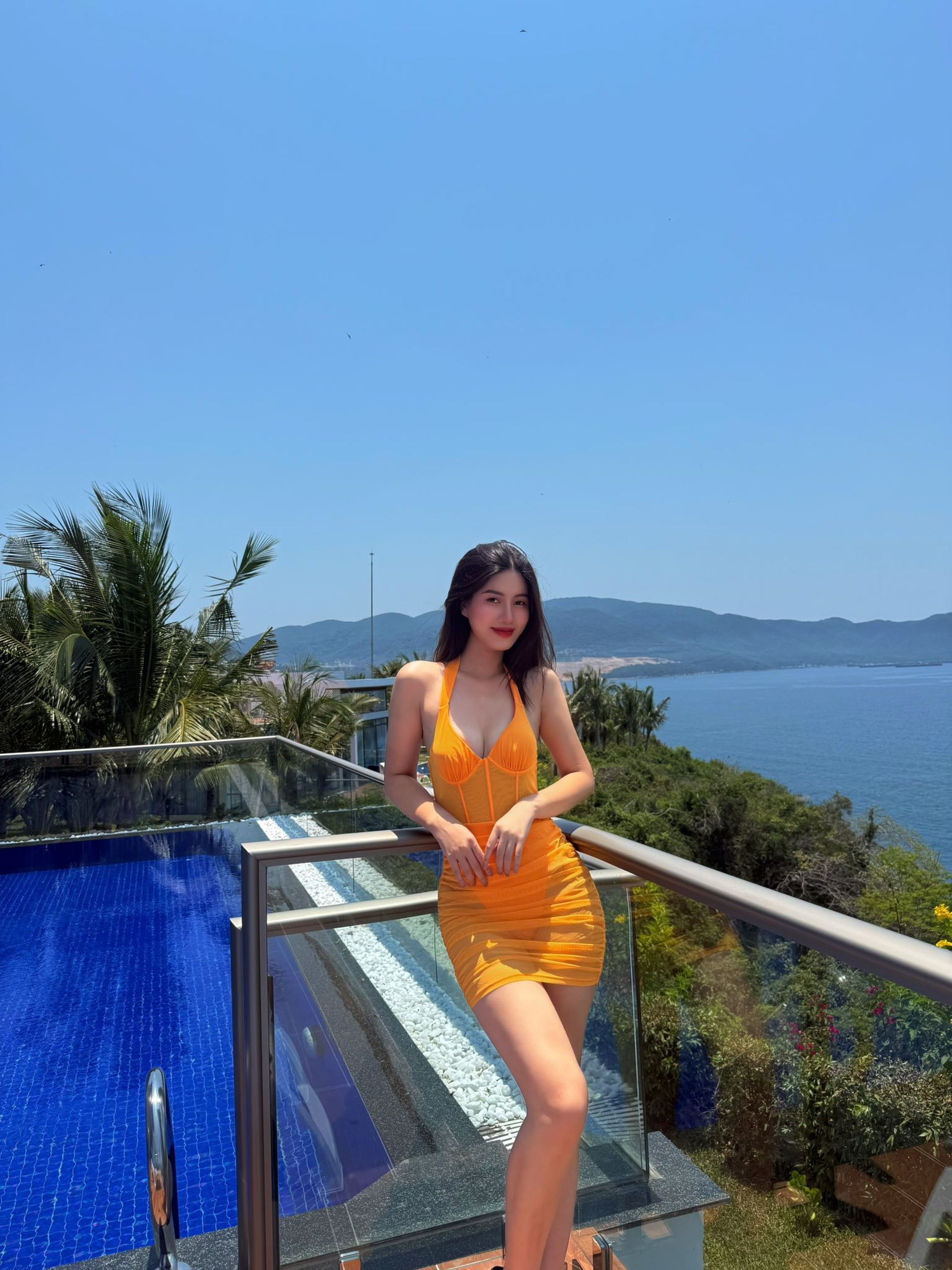 BTV Thời sự Đài Hà Nội sở hữu vóc dáng nóng bỏng, gây chú ý khi thi hoa hậu - 10 BTV Thời sự Đài Hà Nội sở hữu vóc dáng nóng bỏng, gây chú ý khi thi hoa hậu - 10