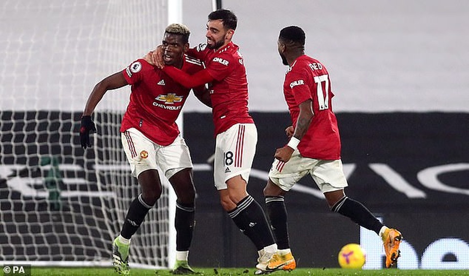 Paul Pogba được ca ngợi hết lời sau khi giúp Man Utd đánh bại Fulham - 5 Paul Pogba được ca ngợi hết lời sau khi giúp Man Utd đánh bại Fulham - 5