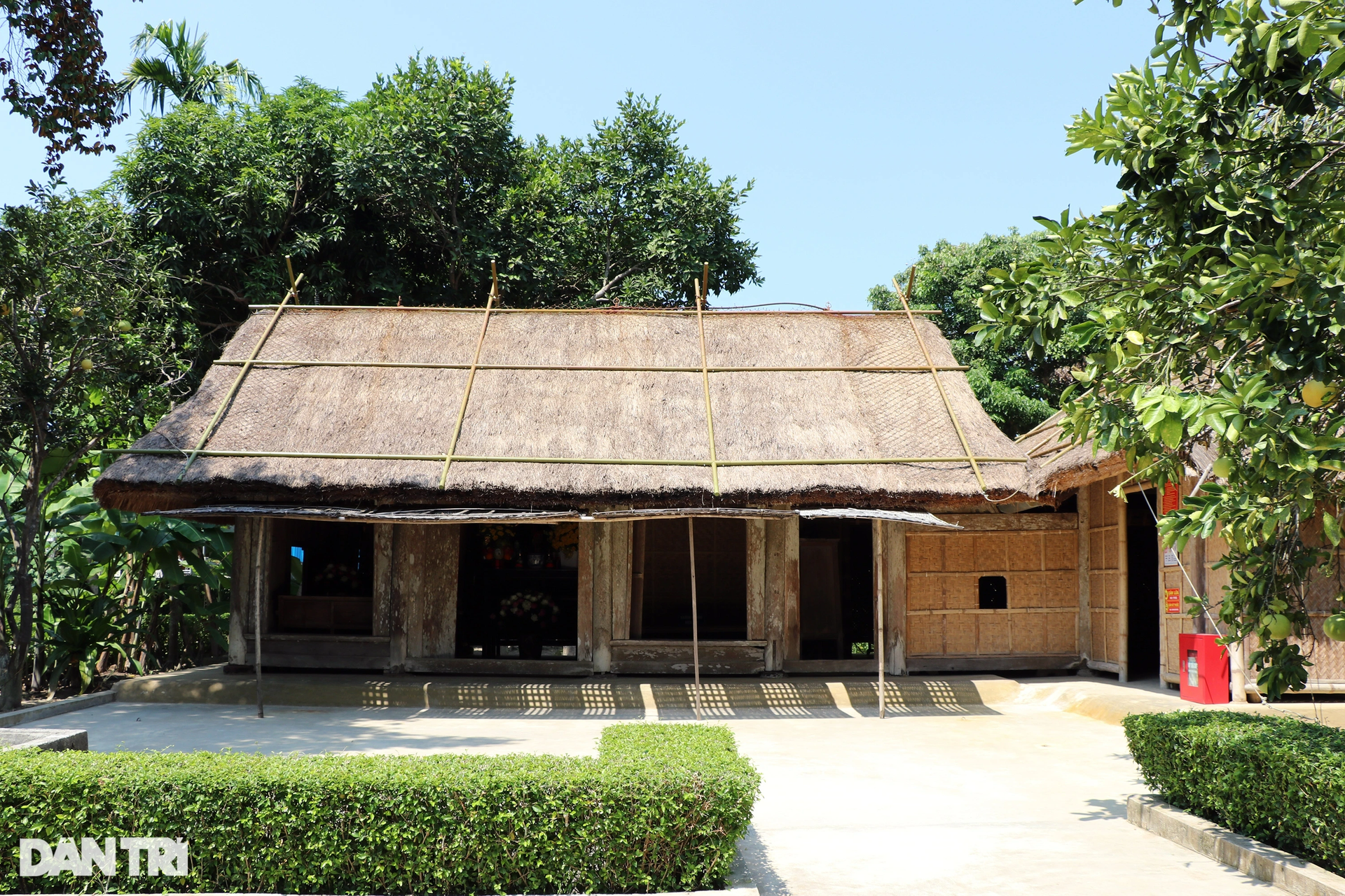 Chương trình nghệ thuật xúc động về Tổng Bí thư Lê Hồng Phong - 2 Chương trình nghệ thuật xúc động về Tổng Bí thư Lê Hồng Phong - 2