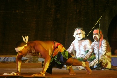 Thưởng thức các tiết mục ấn tượng của thổ dân Úc