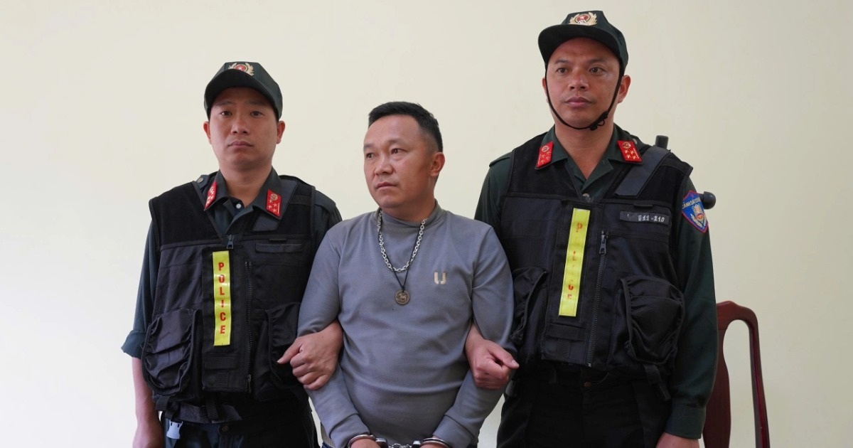 Kẻ mang tiền án trộm cắp tự chế, bán hàng trăm đơn thuốc phụ khoa, dạ dày