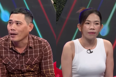 Lần đầu gặp mặt, mẹ đơn thân đã tặng dung dịch vệ sinh cho chàng thợ mộc