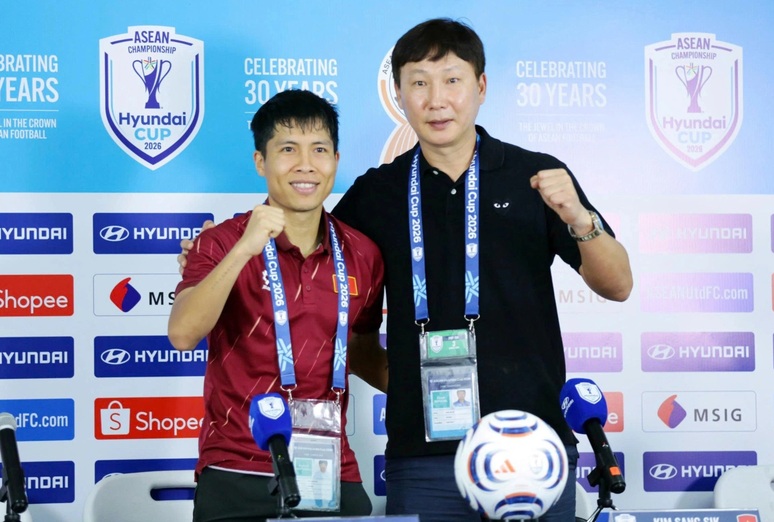HLV Kim Sang Sik: "Đình Bắc đã vượt qua được áp lực tâm lý"