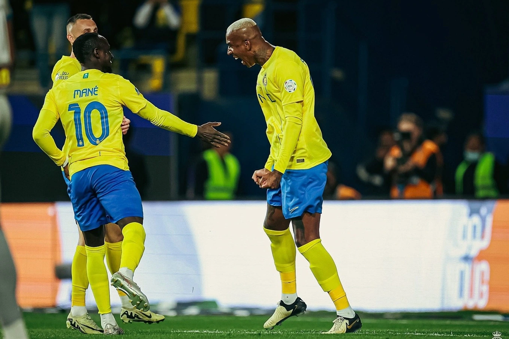Al Nassr hòa 4-4 trong ngày Ronaldo vắng mặt vì án treo giò - 1 Al Nassr hòa 4-4 trong ngày Ronaldo vắng mặt vì án treo giò - 1