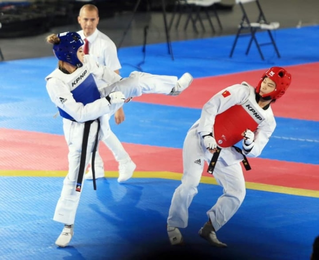 Vẻ đẹp tuyệt trần của hot girl taekwondo Campuchia gây sốt ở SEA Games - 9 Vẻ đẹp tuyệt trần của hot girl taekwondo Campuchia gây sốt ở SEA Games - 9