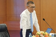 Ban điều hành Sacombank đang có bao nhiêu người?