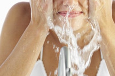 7 thắc mắc thường gặp về làm sạch da mặt