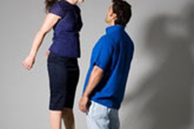 Lạm bàn chuyện chồng “thấp” vợ “cao”