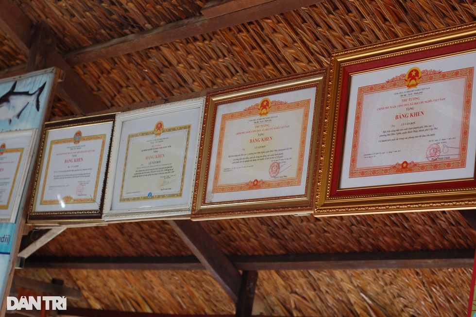 Tỷ phú Anh thăm tỷ phú Việt: Cuộc gặp bất ngờ với ông chủ CLB Tottenham - 3 Tỷ phú Anh thăm tỷ phú Việt: Cuộc gặp bất ngờ với ông chủ CLB Tottenham - 3