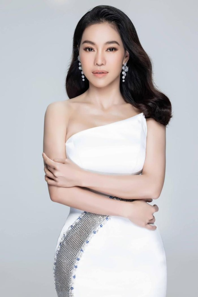 ''Bà trùm Hoa Hậu'' sẽ lựa chọn ai dự thi Miss Grand International 2021? - Ảnh 1.