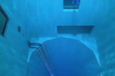 Bể bơi sâu nhất thế giới  