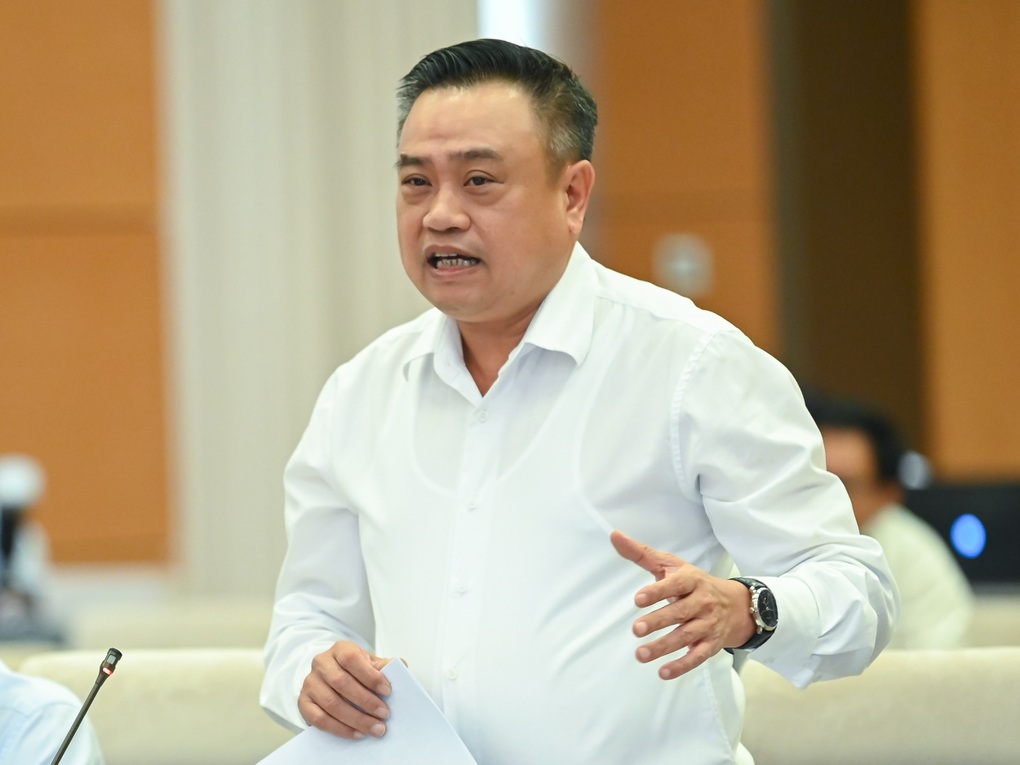 Chủ tịch Hà Nội: Sao có chuyện lấy cớ nghèo để không thực hiện nghĩa vụ - 2 Chủ tịch Hà Nội: Sao có chuyện lấy cớ nghèo để không thực hiện nghĩa vụ - 2