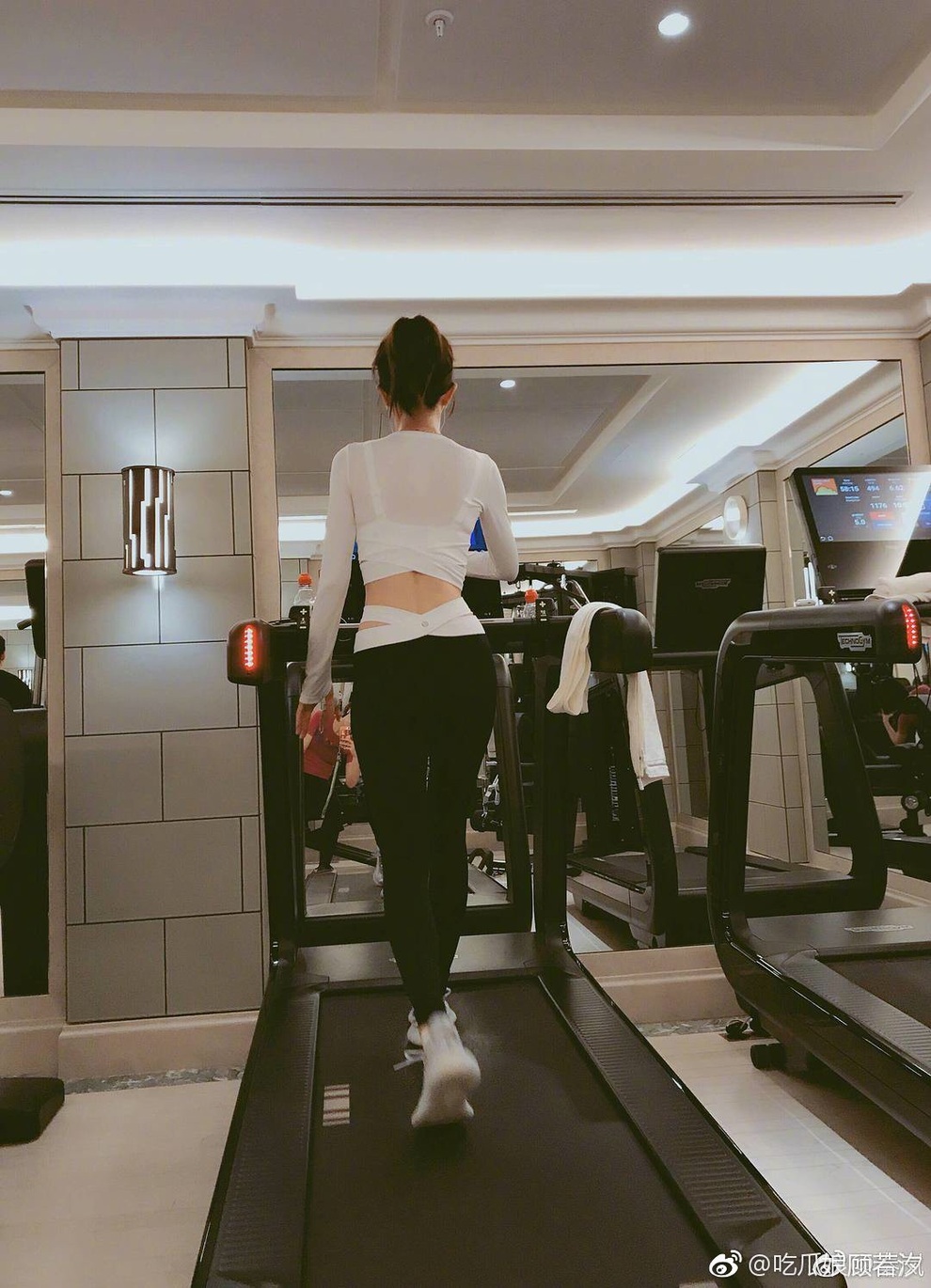 Mang tiếng gái ế, Phú Sát Hoàng Hậu Tần Lam đáp trả thông minh - 4 Mang tiếng gái ế, Phú Sát Hoàng Hậu Tần Lam đáp trả thông minh - 4