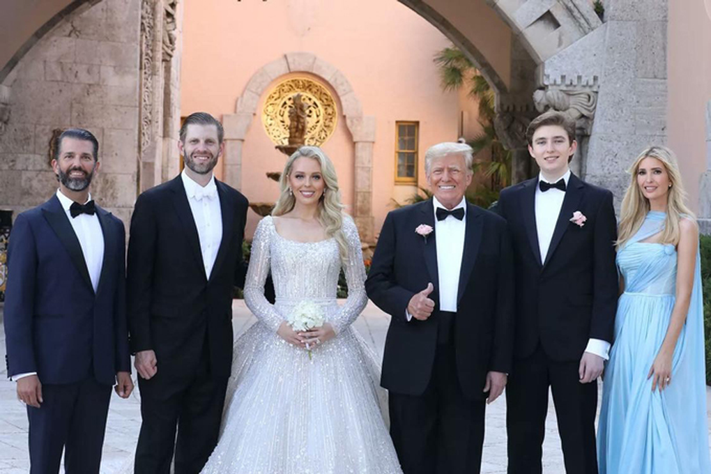 Barron Trump - từ con trai tỷ phú đáng yêu đến anh chàng cao 2,01m - 10 Barron Trump - từ con trai tỷ phú đáng yêu đến anh chàng cao 2,01m - 10