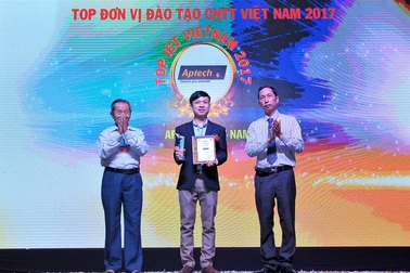 Aptech nhận giải “Top ICT Việt Nam 2017”