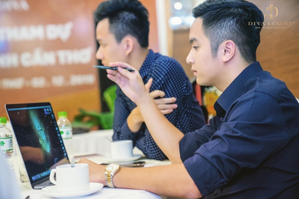 Phó Chủ tịch Diva Group Lê Mạnh Hà: Hoạt động kinh doanh gắn liền với thiện nguyện - 1 Phó Chủ tịch Diva Group Lê Mạnh Hà: Hoạt động kinh doanh gắn liền với thiện nguyện - 1