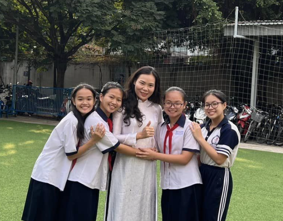 Những tiết chào cờ… không còn áp lực thi đua hay kết tội - 11 Những tiết chào cờ… không còn áp lực thi đua hay kết tội - 11