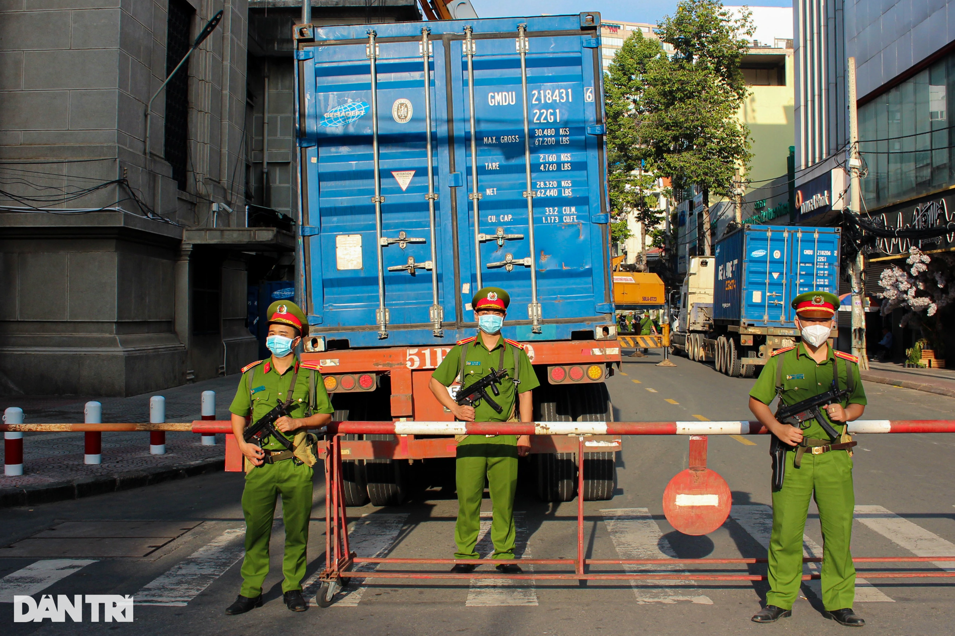 Đội quân thầm lặng bảo vệ hàng đặc biệt của quốc gia: Không thể sai sót - 4 Đội quân thầm lặng bảo vệ hàng đặc biệt của quốc gia: Không thể sai sót - 4