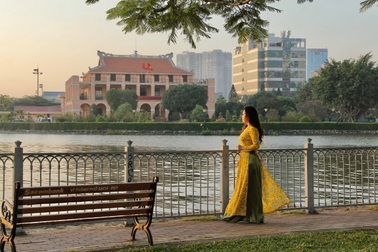 NSND Thái Bảo - trái tim hát mãi về Bác