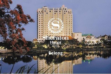 Khách sạn Sheraton bị tố tự ý rút tiền trong thẻ tín dụng của khách