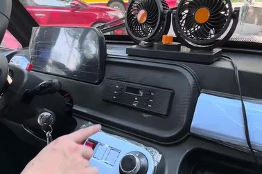 Ô tô điện mini Trung Quốc rao bán tại Việt Nam, giá chưa đến 100 triệu đồng