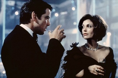 Những cặp đôi yêu nhau trên màn ảnh, ghét nhau ngoài đời thực