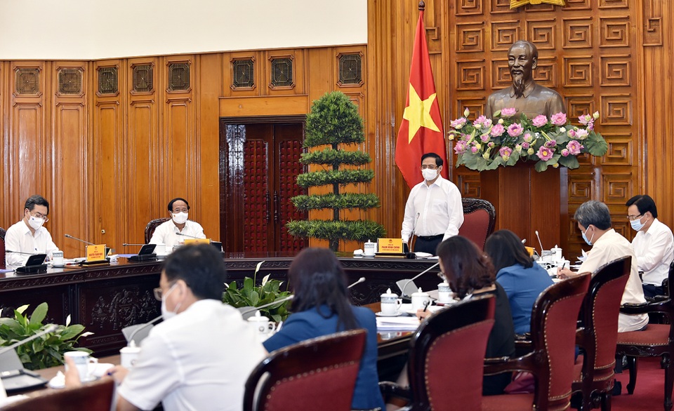 Thủ tướng nhắc nhở: Dòng tiền chủ yếu hướng vào bất động sản cho người giàu - 2 Thủ tướng nhắc nhở: Dòng tiền chủ yếu hướng vào bất động sản cho người giàu - 2