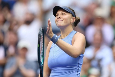 Anisimova "phục thù" thành công, loại Swiatek khỏi US Open