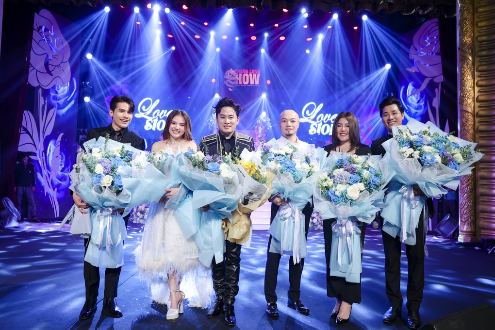 Tùng Dương gây bất ngờ khi hòa giọng cùng Myra Trần, Quốc Thiên - 6 Tùng Dương gây bất ngờ khi hòa giọng cùng Myra Trần, Quốc Thiên - 6