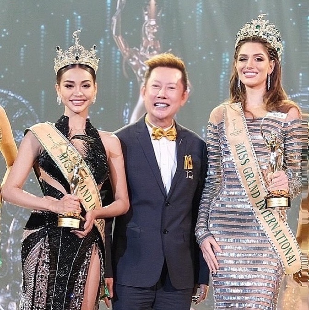 Chủ tịch Miss Grand: Từ quá khứ nghèo tới ông trùm hoa hậu gây tranh cãi - 5 Chủ tịch Miss Grand: Từ quá khứ nghèo tới ông trùm hoa hậu gây tranh cãi - 5