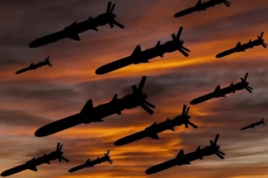 Nga ồ ạt tấn công Ukraine bằng tên lửa, tiêm kích NATO xuất kích đề phòng