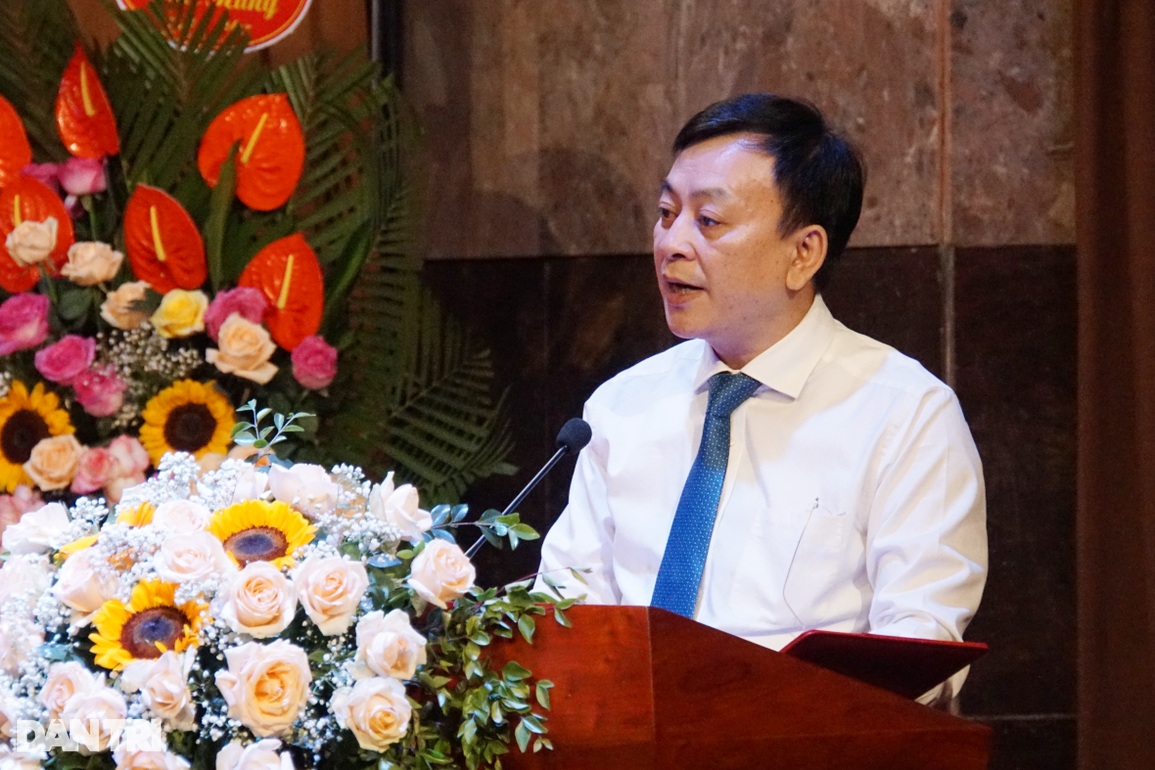 Khai mạc triển lãm Những tấm gương bình dị mà cao quý - 3 Khai mạc triển lãm Những tấm gương bình dị mà cao quý - 3