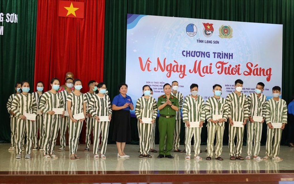 Những lá thư sám hối viết trong tù - 1 Những lá thư sám hối viết trong tù - 1