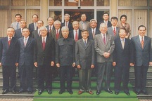 Nguyên Tổng Bí thư Lê Khả Phiêu - người lãnh đạo dám chịu trách nhiệm!