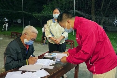 "Thần tốc" xét nghiệm, Phú Thọ phát hiện thêm nhiều F0 từ 2 chùm lây lớn