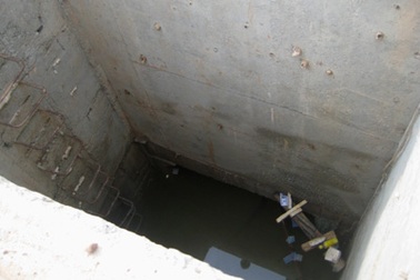 Công nhân chết đuối khi tắm ở hố ga công trường