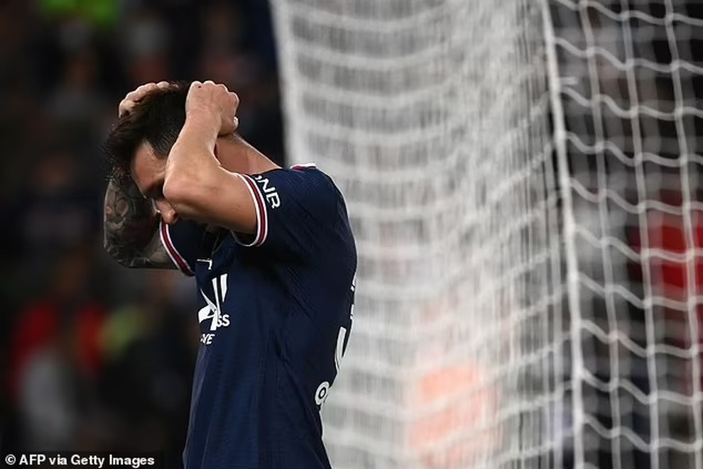 Messi hụt siêu phẩm, Icardi hóa người hùng giúp PSG thắng Lyon - 3 Messi hụt siêu phẩm, Icardi hóa người hùng giúp PSG thắng Lyon - 3