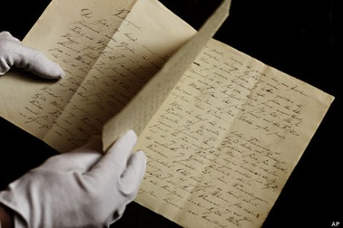 Tìm thấy bản thảo đầu tay của nhà văn Andersen  