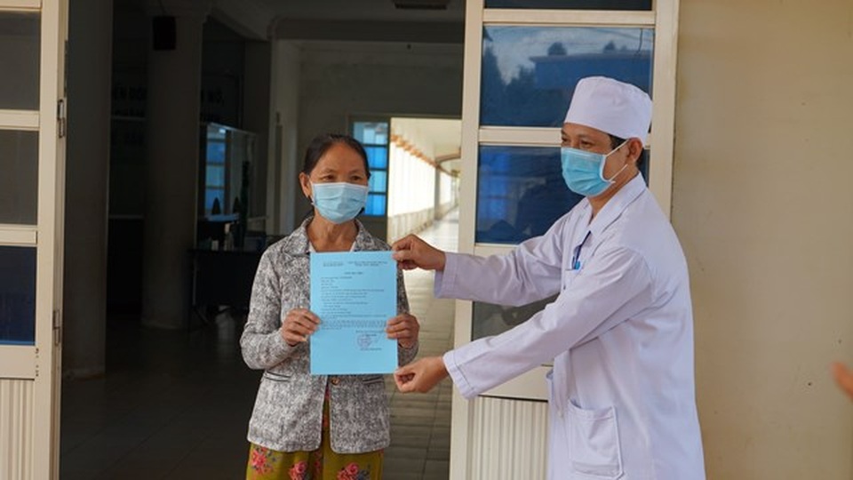 Đà Nẵng gỡ lệnh phong tỏa Trung tâm y tế quận Hải Châu - 5 Đà Nẵng gỡ lệnh phong tỏa Trung tâm y tế quận Hải Châu - 5