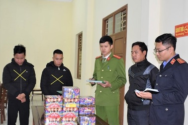 Chưa Tết, nhiều đối tượng đã lén lút mua bán pháo