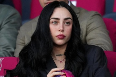 Bạn gái nóng bỏng của Yamal bị mắng nhiếc khi Barcelona thua Real Madrid