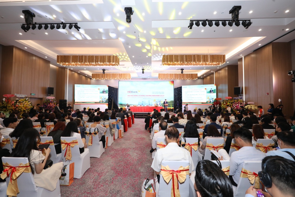 Đại hội cổ đông HDBank xác định chiến lược phát triển bền vững - 1