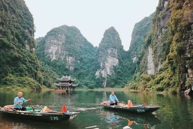 Non nước Tràng An